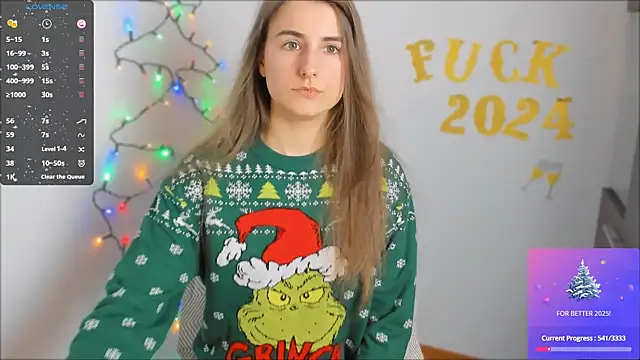 Snapshot of PumpkinCutiePie chatting on 12.12.24 PumpkinCutiePie online show from 12.12.24