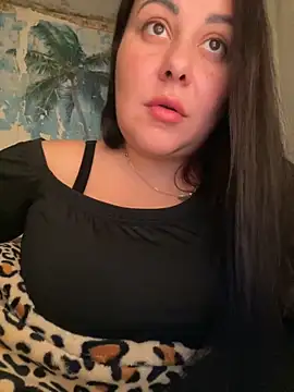 DaisyStreet online show from 11.30.25