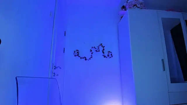 KaylaLaine online show from 09.27.25