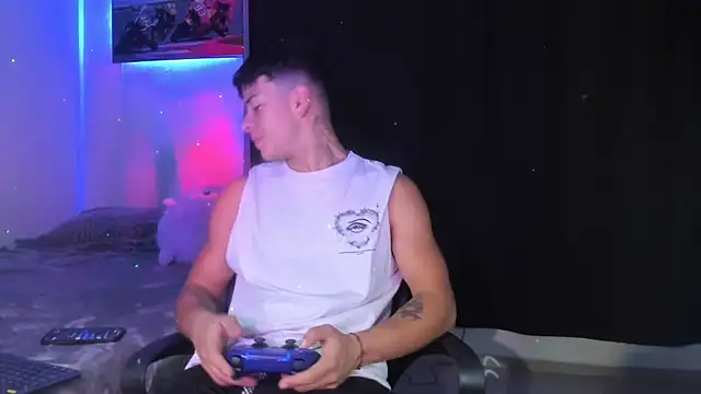 Snapshot of Dominic_Biker__ chatting on 12.15.24 Dominic Biker online show from 12.15.24