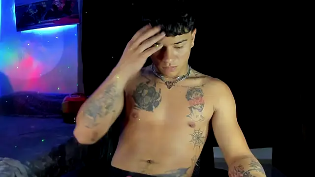 Snapshot of Dominic_Biker__ chatting on 12.18.24 Dominic Biker online show from 12.18.24