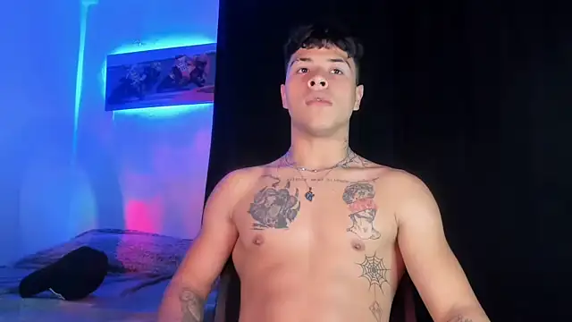 Snapshot of Dominic_Biker__ chatting on 01.02.25 Dominic Biker online show from 01.02.25