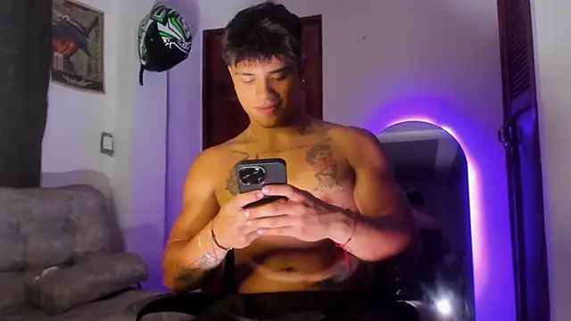 Dominic Biker   online show from 05.12.26