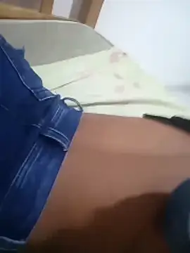 LATINOSEXBOY online show from 12.21.25