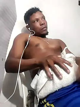 Snapshot of hugo3918_ chatting on 02.09.26 hugo3918 online show from 02.09.26