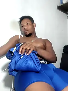 Snapshot of hugo3918_ chatting on 02.18.26 hugo3918 online show from 02.18.26