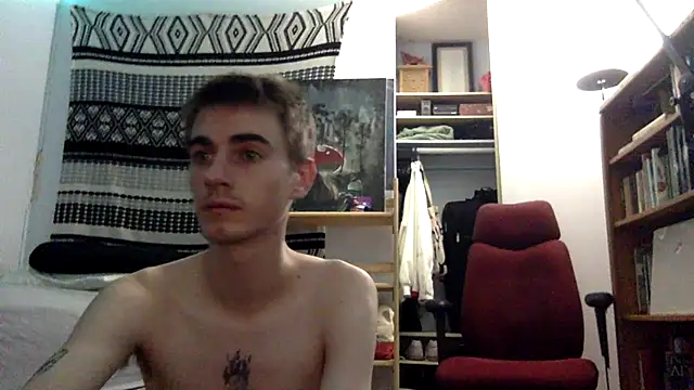 Snapshot of spicylaboi chatting on 11.22.25 spicylaboi online show from 11.22.25