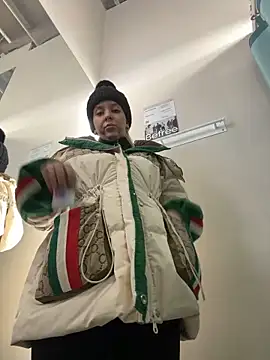 LikaCat online show from 01.22.25