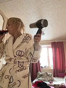 LikaCat online show from 02.28.25