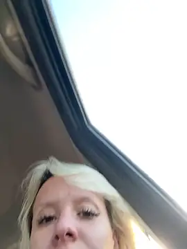 LikaCat online show from 09.26.25