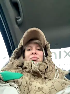 LikaCat online show from 10.11.25