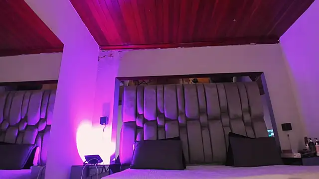 NikkySmiith online show from 05.19.26