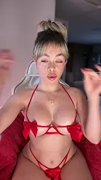 Alison Diaz17 online show from 12.16.25