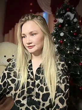 AmeliaAllem online show from 12.19.24