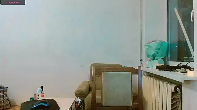 Snapshot of RosaJil chatting on 02.23.25 RosaJil online show from 02.23.25