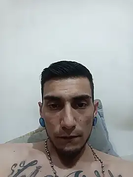 Snapshot of Bogotano1312 chatting on 11.27.25 Bogotano1312 online show from 11.27.25