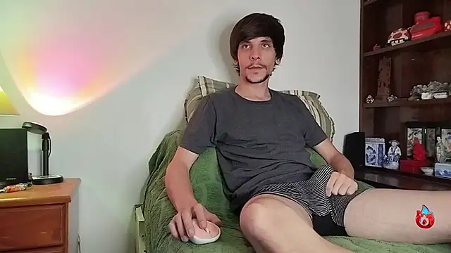 Snapshot of tobix_ chatting on 03.02.25 tobix online show from 03.02.25