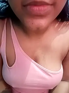 Snapshot of Gulabo-jaan chatting on 01.08.26 Gulabo-jaan online show from 01.08.26