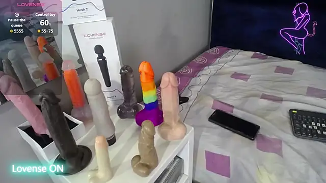 Snapshot of Natasha_699 chatting on 10.19.25 Natasha 699 online show from 10.19.25