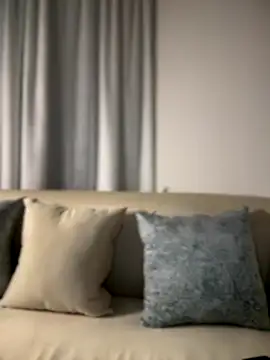 MarianaBenz online show from 10.25.25