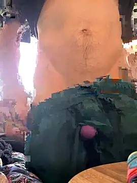 Snapshot of Followthepiper chatting on 10.24.25 Followthepiper online show from 10.24.25