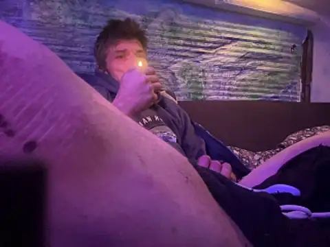 Snapshot of Followthepiper chatting on 10.29.25 Followthepiper online show from 10.29.25