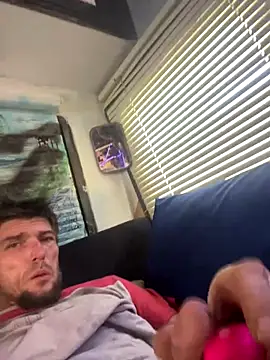 Snapshot of Followthepiper chatting on 11.03.25 Followthepiper online show from 11.03.25