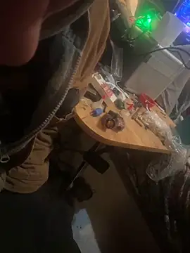 Snapshot of Followthepiper chatting on 11.30.25 Followthepiper online show from 11.30.25