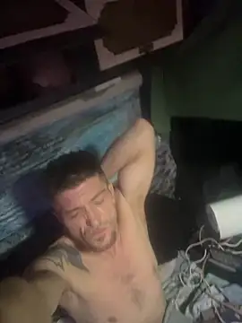 Snapshot of Followthepiper chatting on 12.02.25 Followthepiper online show from 12.02.25