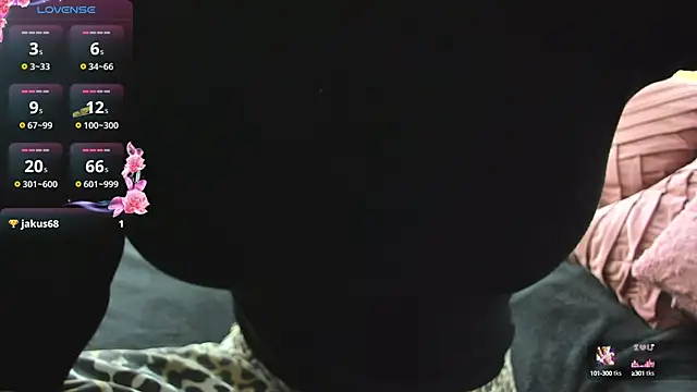 Snapshot of Sassy_Teen chatting on 12.13.24 Sassy Teen online show from 12.13.24