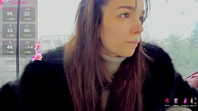 Snapshot of Sassy_Teen chatting on 12.28.24 Sassy Teen online show from 12.28.24