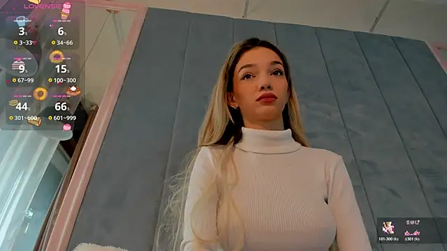 Snapshot of Sassy_Teen chatting on 11.21.25 Sassy Teen online show from 11.21.25