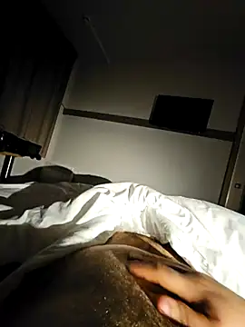 Snapshot of hairydickfr chatting on 03.16.26 hairydickfr online show from 03.16.26