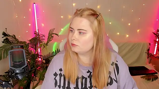 Akemi BBW online show from 01.14.25