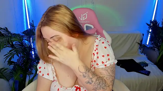 Akemi BBW online show from 01.27.25