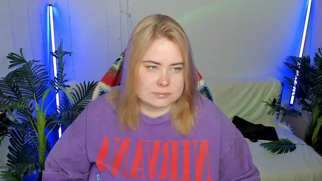 Akemi BBW online show from 02.12.25