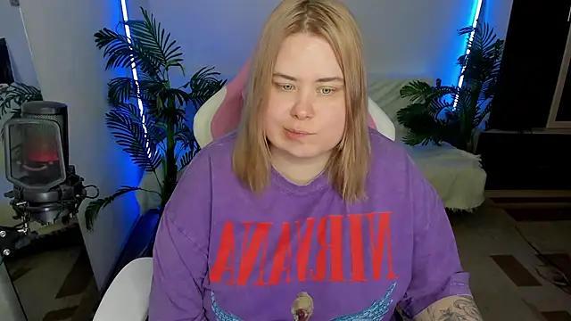 Akemi BBW online show from 02.16.25