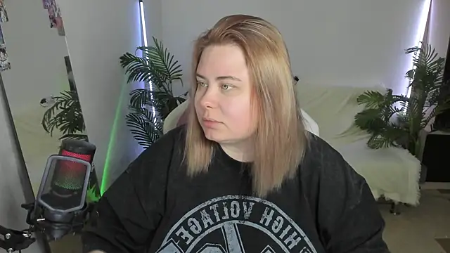 Akemi BBW online show from 03.01.25