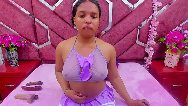 Snapshot of AnalNaugthy chatting on 10.22.25 AnalNaugthy online show from 10.22.25