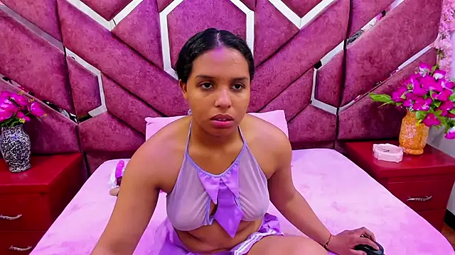 Snapshot of AnalNaugthy chatting on 11.14.25 AnalNaugthy online show from 11.14.25