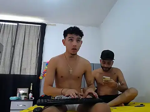 Evilboy555 online show from 11.21.25