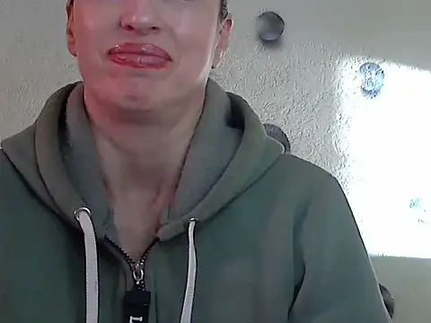 Snapshot of Jillian_Pattie chatting on 11.25.25 Jillian Pattie online show from 11.25.25