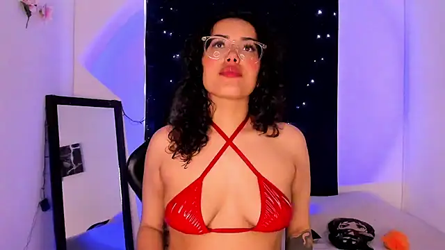 Snapshot of willow_poisson chatting on 02.10.25 willow poisson online show from 02.10.25