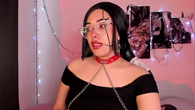 Snapshot of willow_poisson chatting on 09.25.25 willow poisson online show from 09.25.25