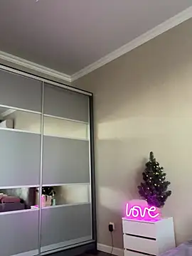 JessIsLove online show from 01.05.25