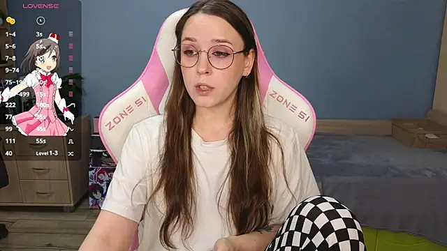 Snapshot of Sweet_frosti chatting on 12.14.24 Sweet frosti online show from 12.14.24