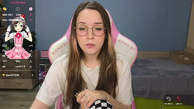 Snapshot of Sweet_frosti chatting on 12.18.24 Sweet frosti online show from 12.18.24