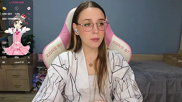 Snapshot of Sweet_frosti chatting on 12.22.24 Sweet frosti online show from 12.22.24
