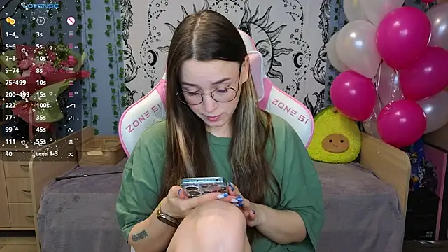 Snapshot of Sweet_frosti chatting on 01.19.25 Sweet frosti online show from 01.19.25