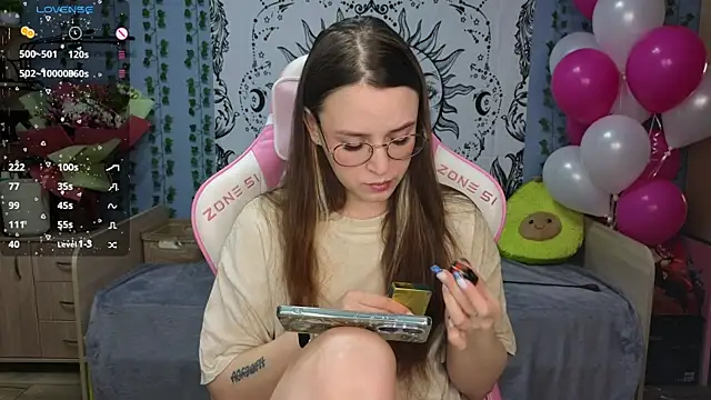Snapshot of Sweet_frosti chatting on 01.24.25 Sweet frosti online show from 01.24.25